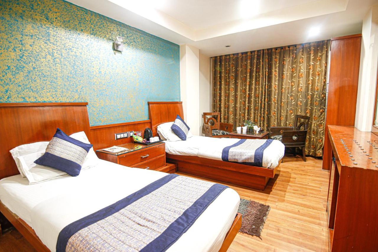 Hotel Shivdev International, Near New Delhi Railway Station エクステリア 写真
